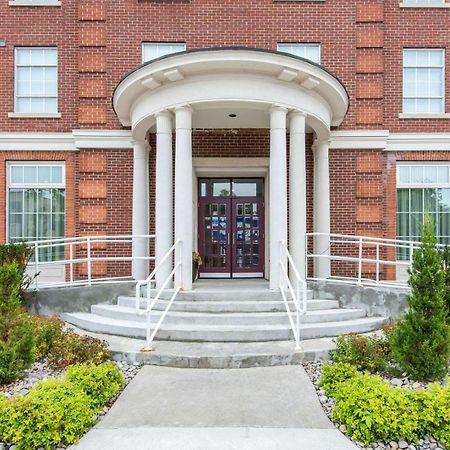 The Champlain Waterfront Hotel Ascend Hotel Collection Orillia Ngoại thất bức ảnh