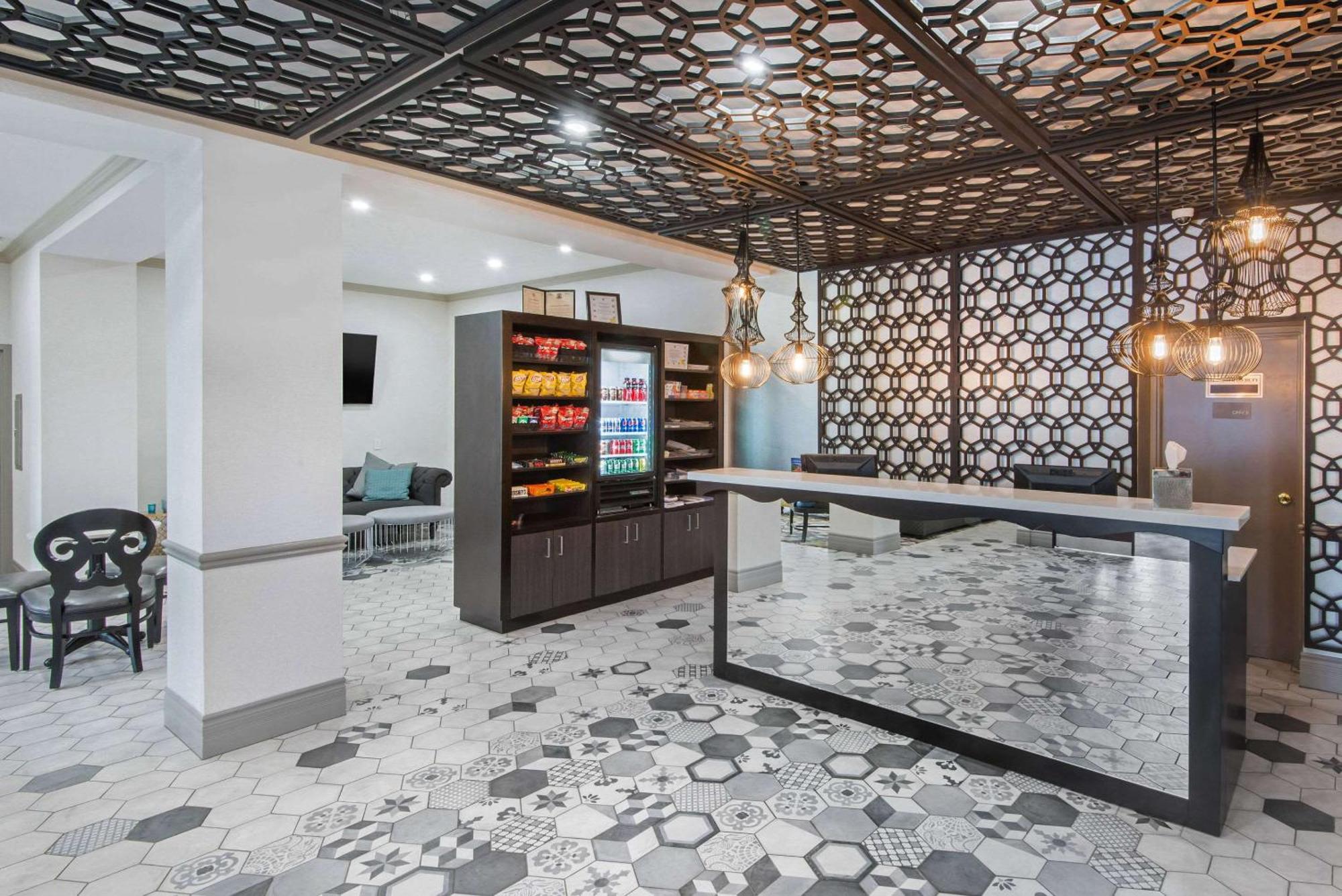 The Champlain Waterfront Hotel Ascend Hotel Collection Orillia Ngoại thất bức ảnh