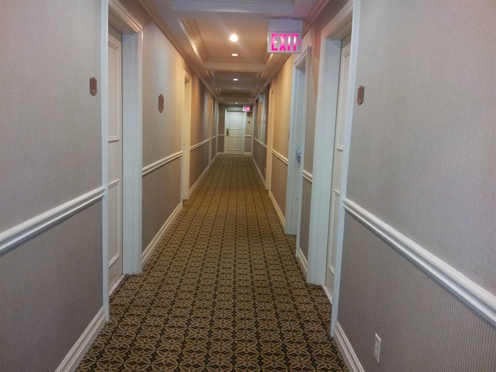 The Champlain Waterfront Hotel Ascend Hotel Collection Orillia Ngoại thất bức ảnh