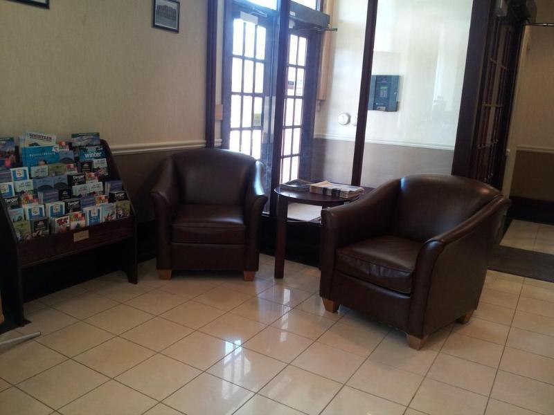 The Champlain Waterfront Hotel Ascend Hotel Collection Orillia Ngoại thất bức ảnh