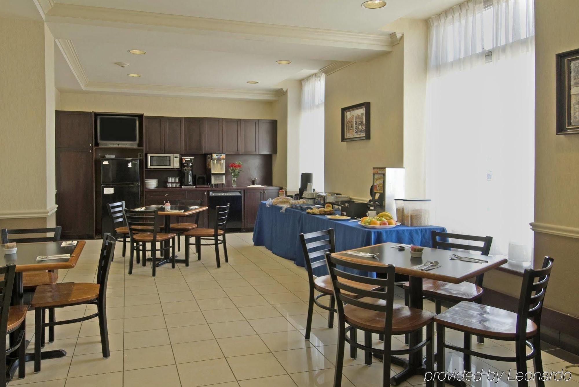 The Champlain Waterfront Hotel Ascend Hotel Collection Orillia Nhà hàng bức ảnh