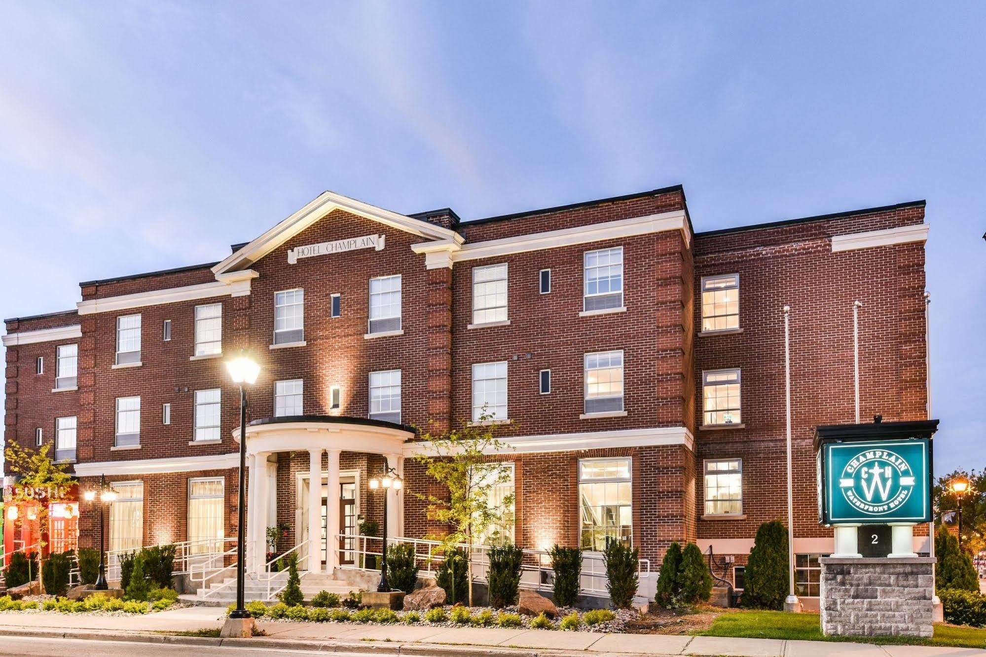 The Champlain Waterfront Hotel Ascend Hotel Collection Orillia Ngoại thất bức ảnh